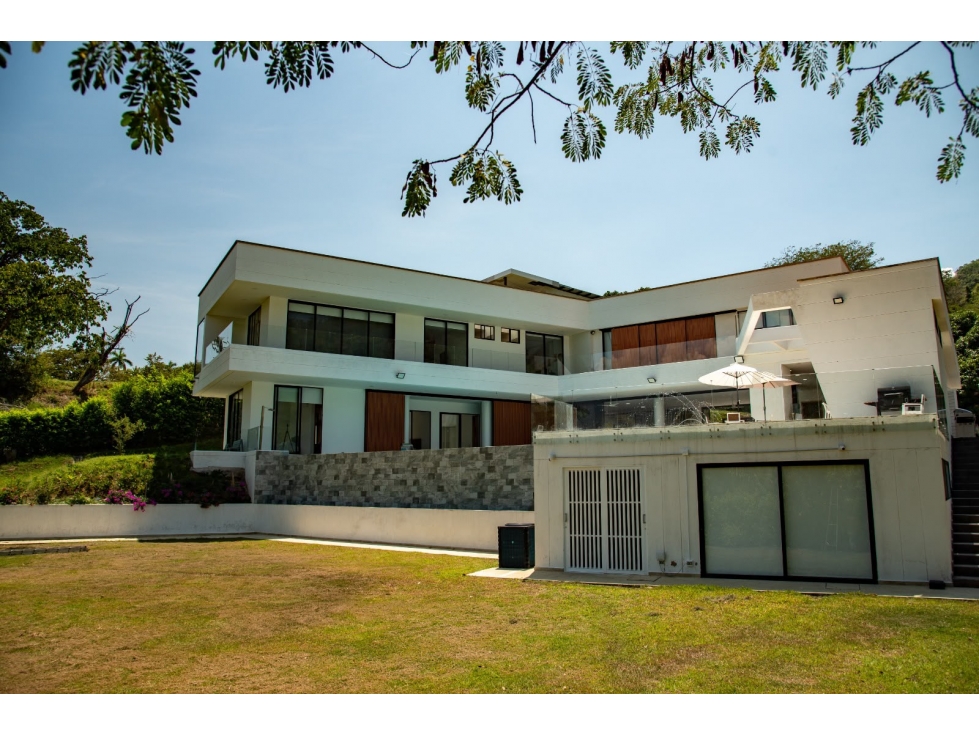 CASA PARA LA VENTA PARCELACION LOS CEDROS-SANTA FE DE ANTIOQUIA — foto 2