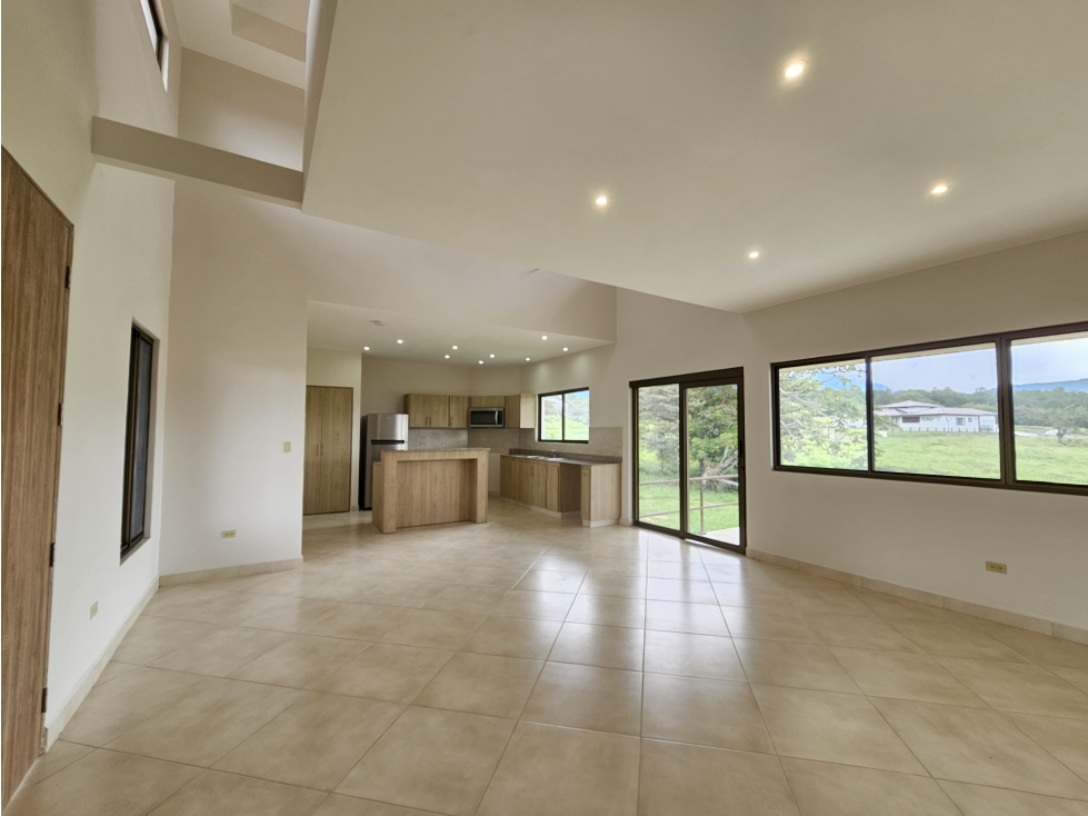 Casa de 2 habitaciones +Loft en Comunidad Equestre en Boquete, Panama — foto 3