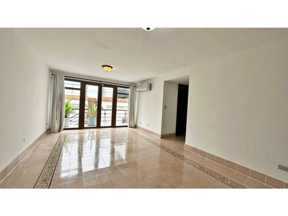 Exquisita residencia estilo desván en Casco Viejo Panamá. — foto 4