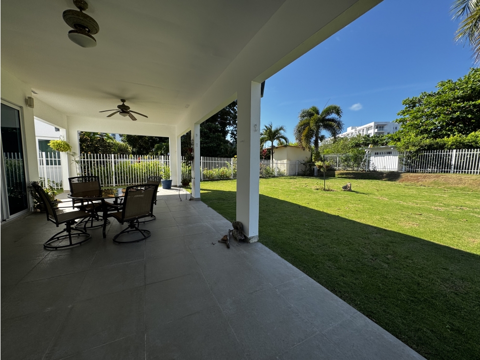 Playa Blanca Panama - Beach Front Living