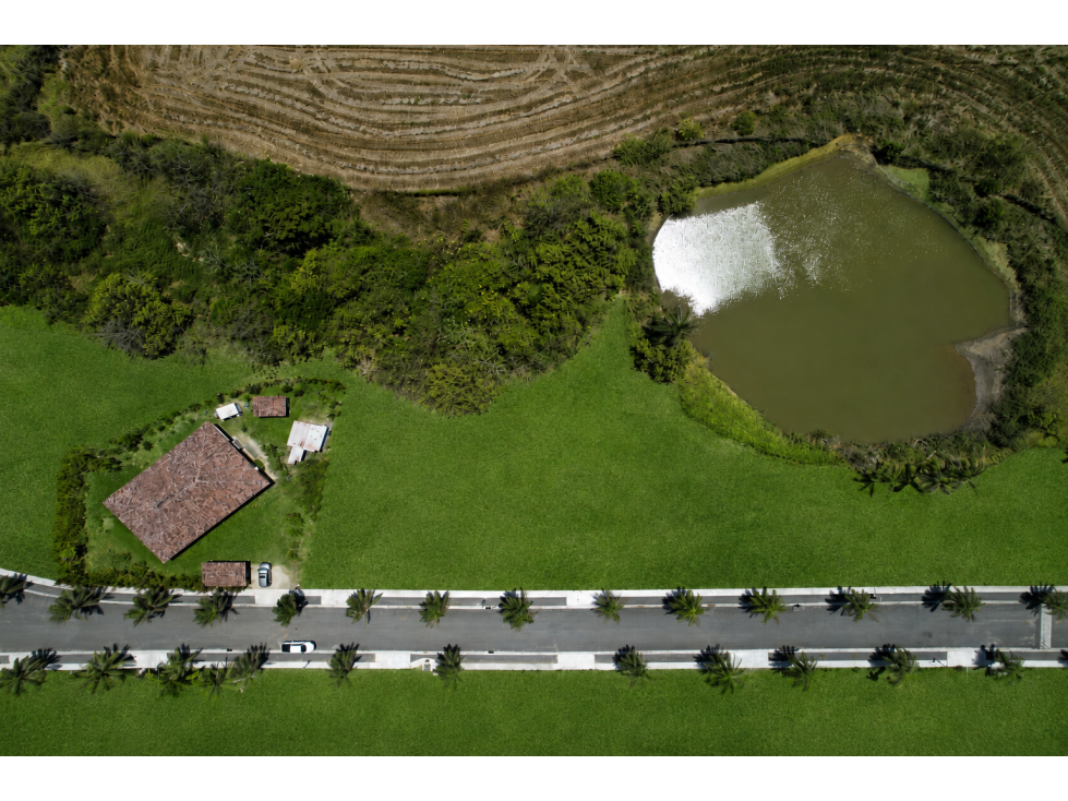 Terreno en Comunidad Cerrada en la Costa de Pedasi, Panama - 5