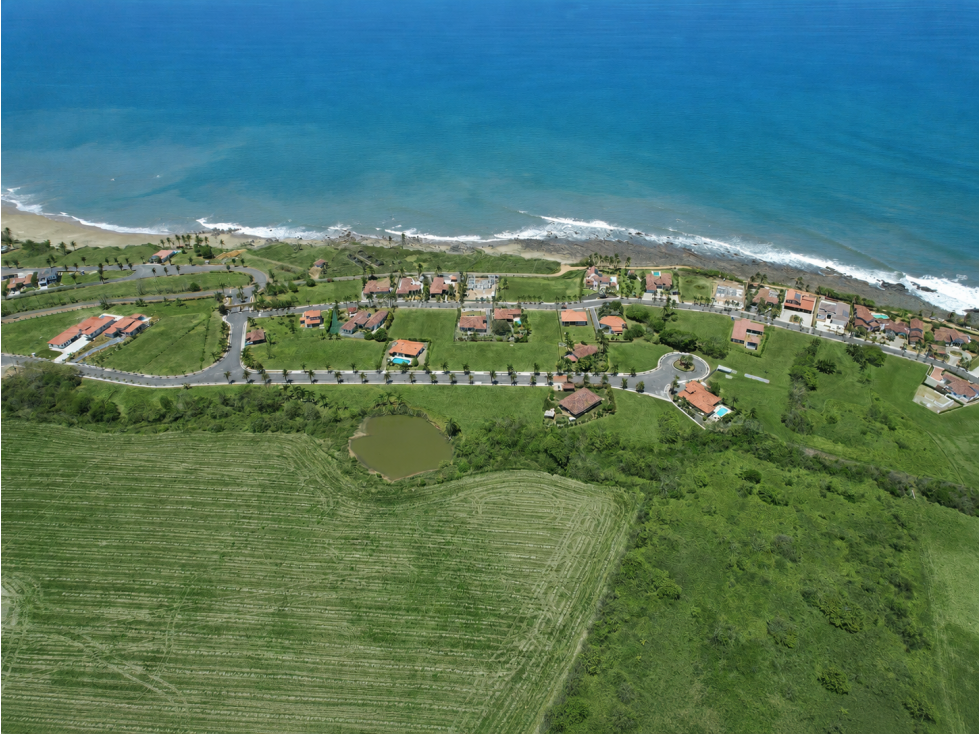 Terreno en Comunidad Cerrada,Costa Pedasi , Panama - 6