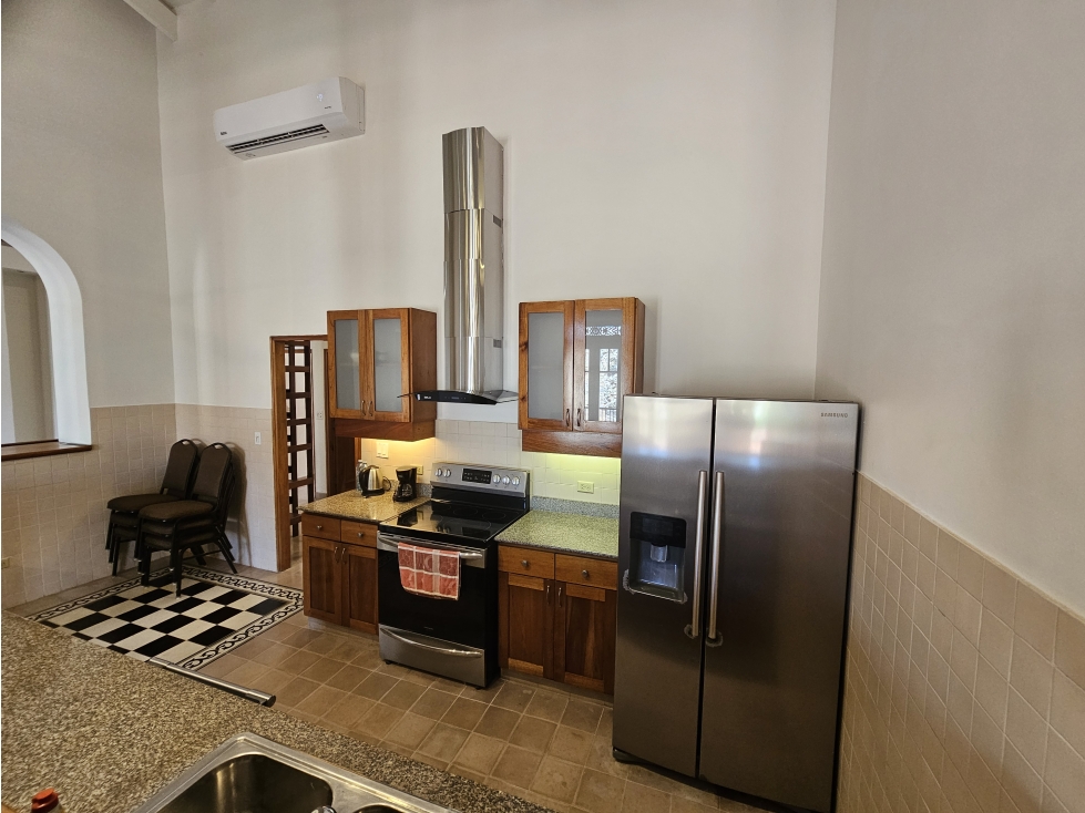 Exclusivo Apartamento en Casco Viejo, a Pasos de la Playa. — foto 4