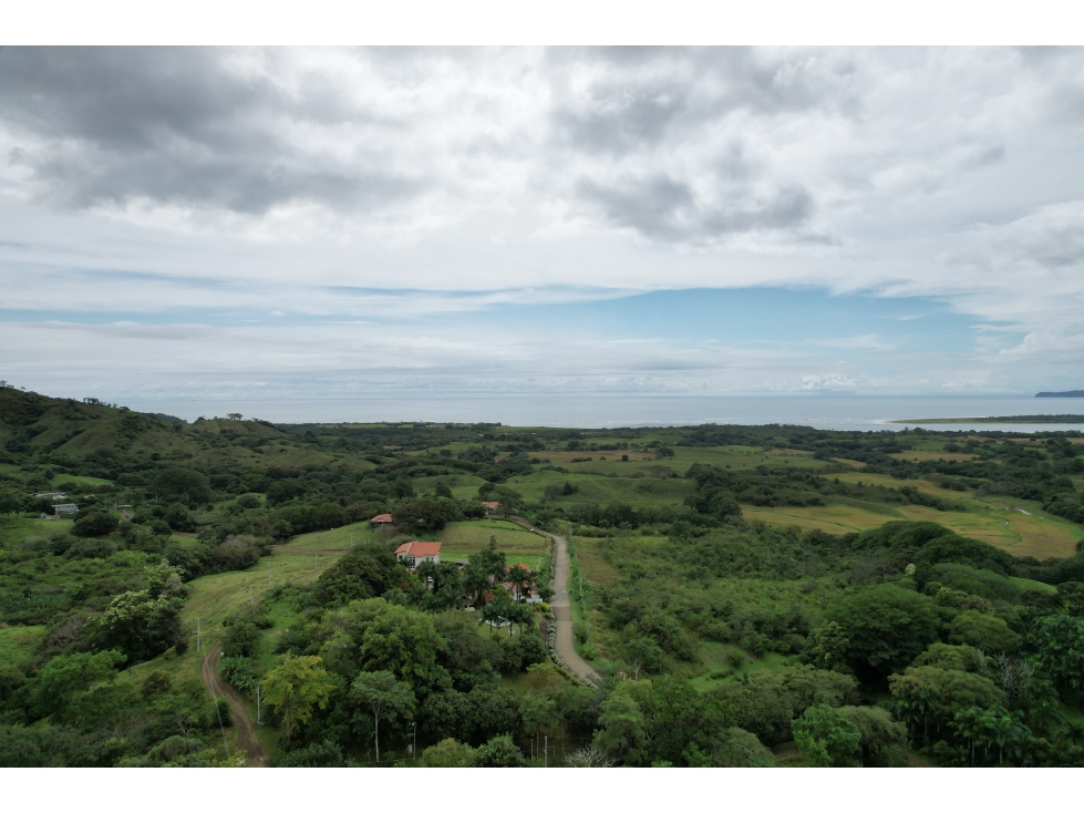 Venta deTerreno con Vista al Mar en Cañas, Cerca de Playa Venao - 3