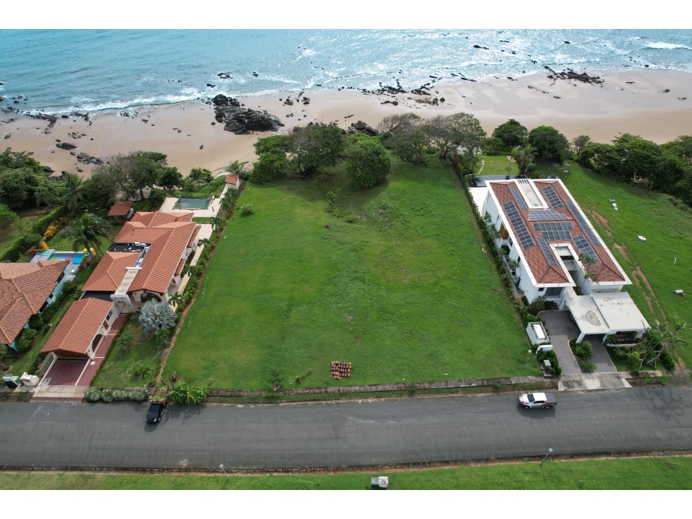 Lote Frente al Mar en Comunidad Cerrada en Pedasí, Panama — foto 2