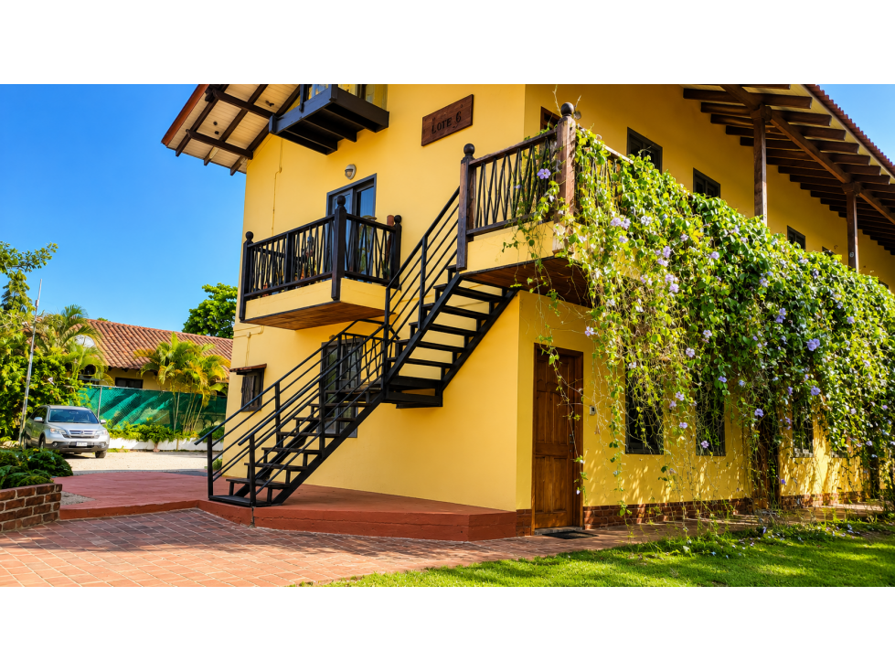 Inversión de Ocho Apartamentos en el Centro de Pedasi, Panama - 1