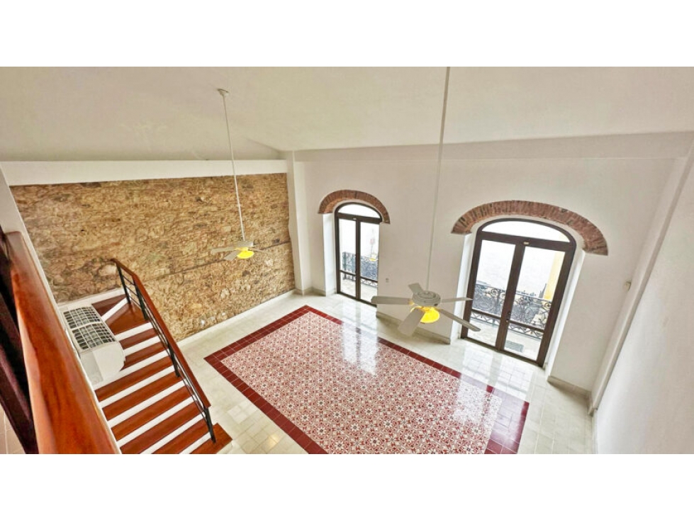 Exquisita residencia estilo desván en Casco Viejo Panamá. — foto 2