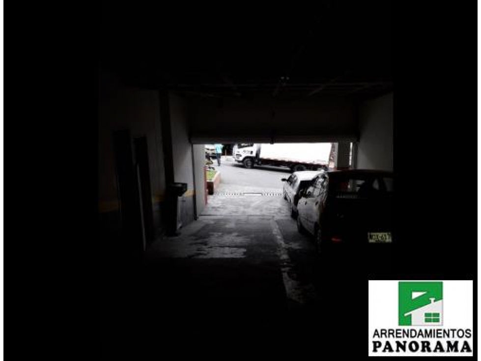 LOCAL EN ARRIENDO SECTOR MANRIQUE — foto 4