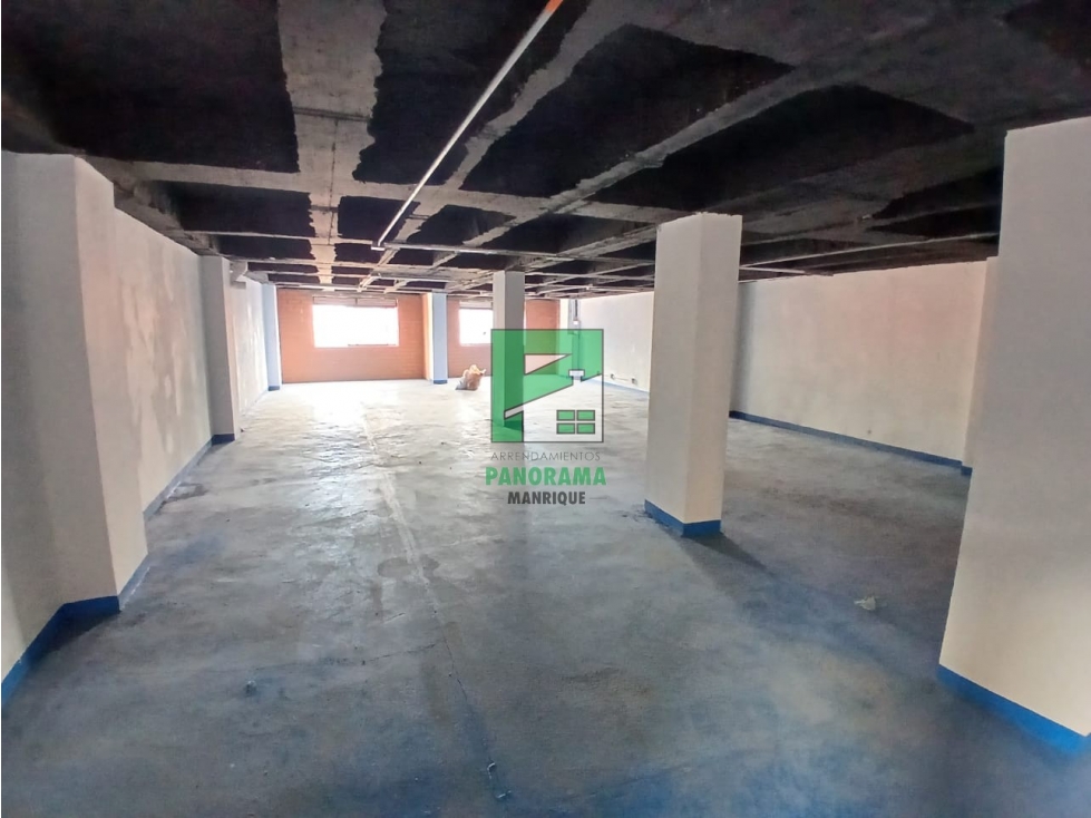 LOCAL COMERCIAL O BODEGA EN EL SECTOR BELLO