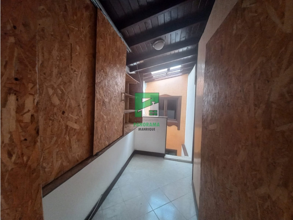 CASA EN ARRIENDO SECTOR MANRIQUE LA SALLE — foto 2