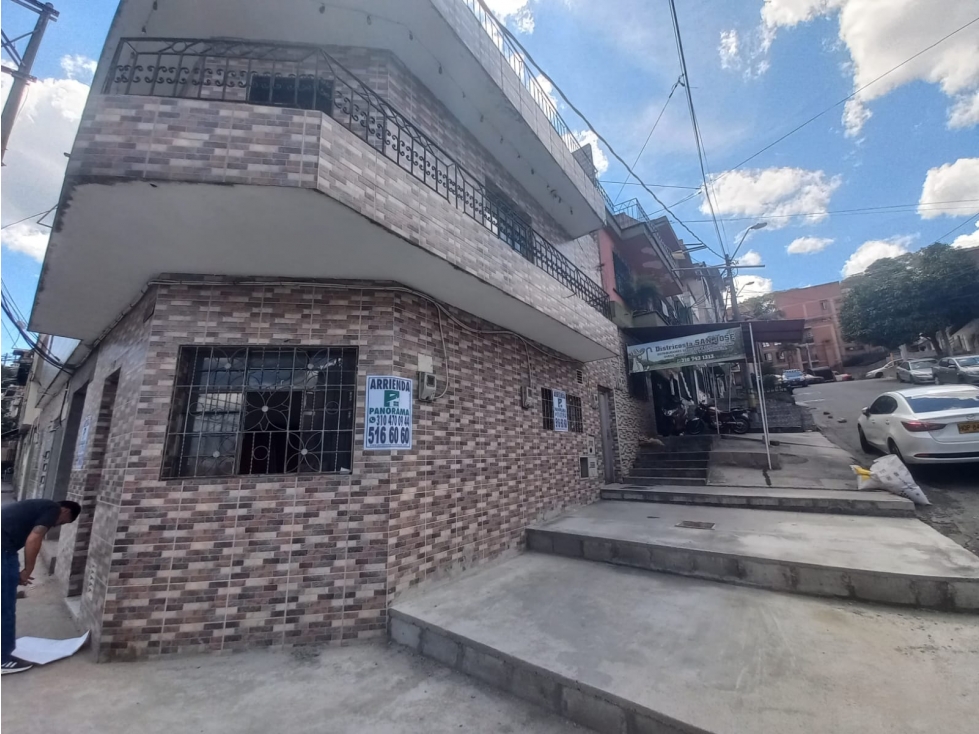 SE ARRIENDA LOCALES COMERCIALES EN CAMPO VALDES