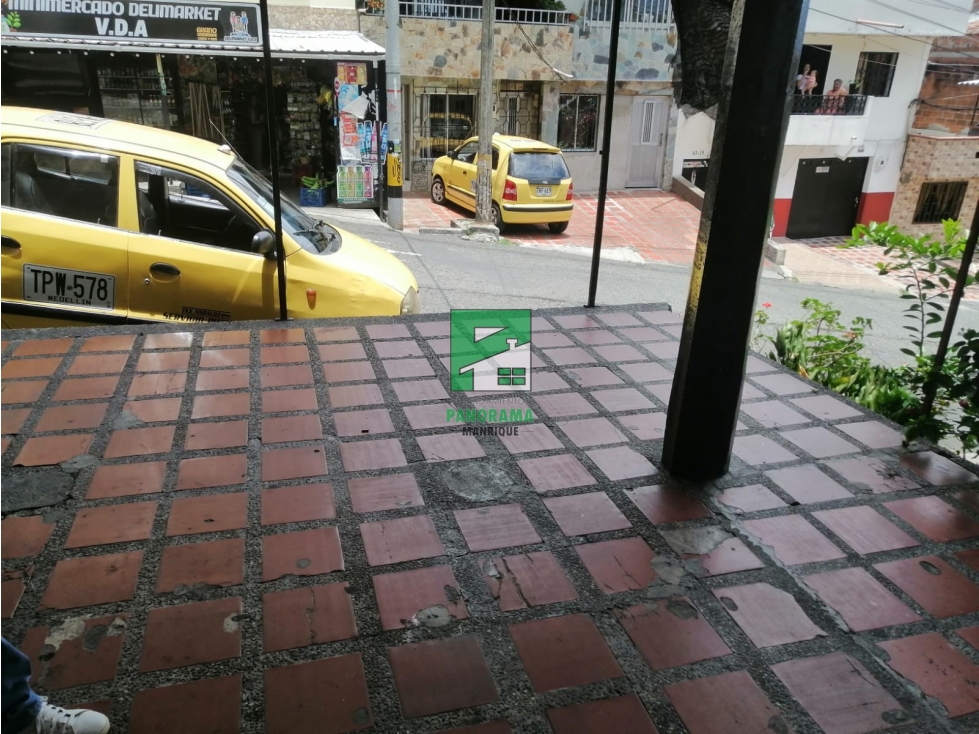 LOCAL COMERCIAL PARA ARRIENDO SECTOR MANRIQUE