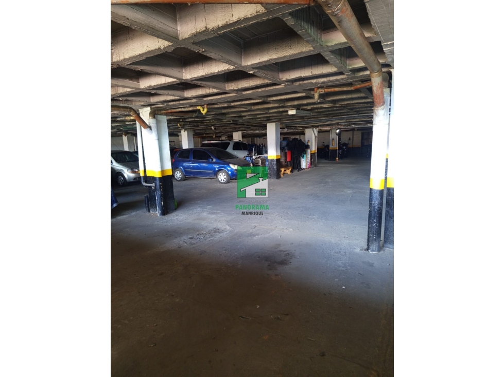 BODEGA EN VENTA SECTOR MANRIQUE CENTRAL
