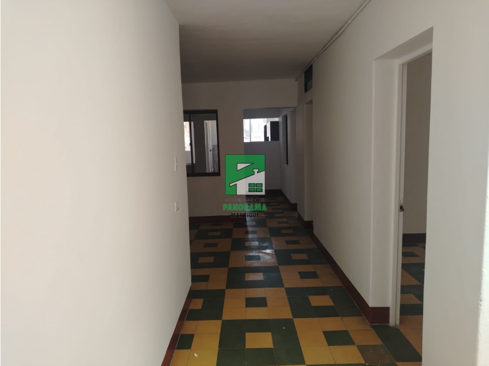 CASA EN ARRIENDO SECTOR MANRIQUE CENTRAL — foto 4