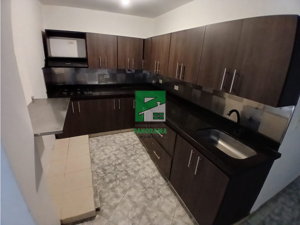 CASA EN VENTA SECTOR CAMPO VALDÉS
