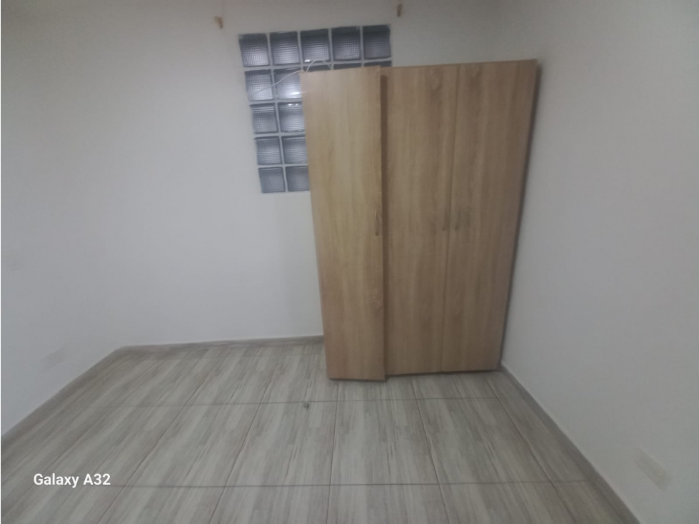APARTAMENTO EN ARRIENDO SECTOR MANRIQUE CENTRAL — foto 6