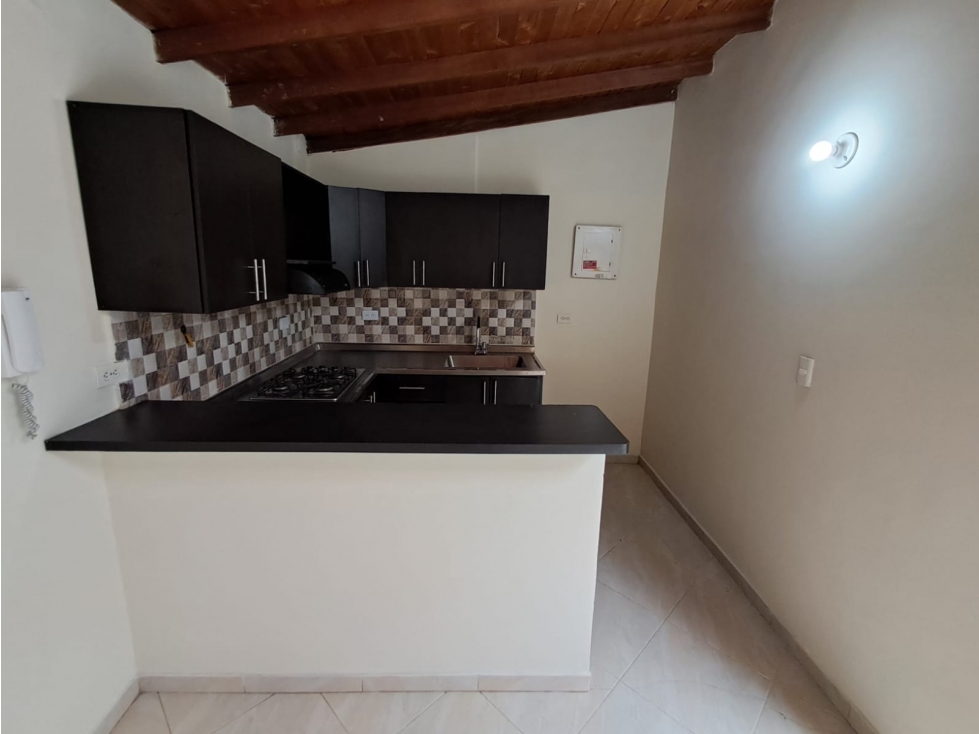 APARTAMENTO EN ARRIENDO SECTOR CAMPO VALDES — foto 3