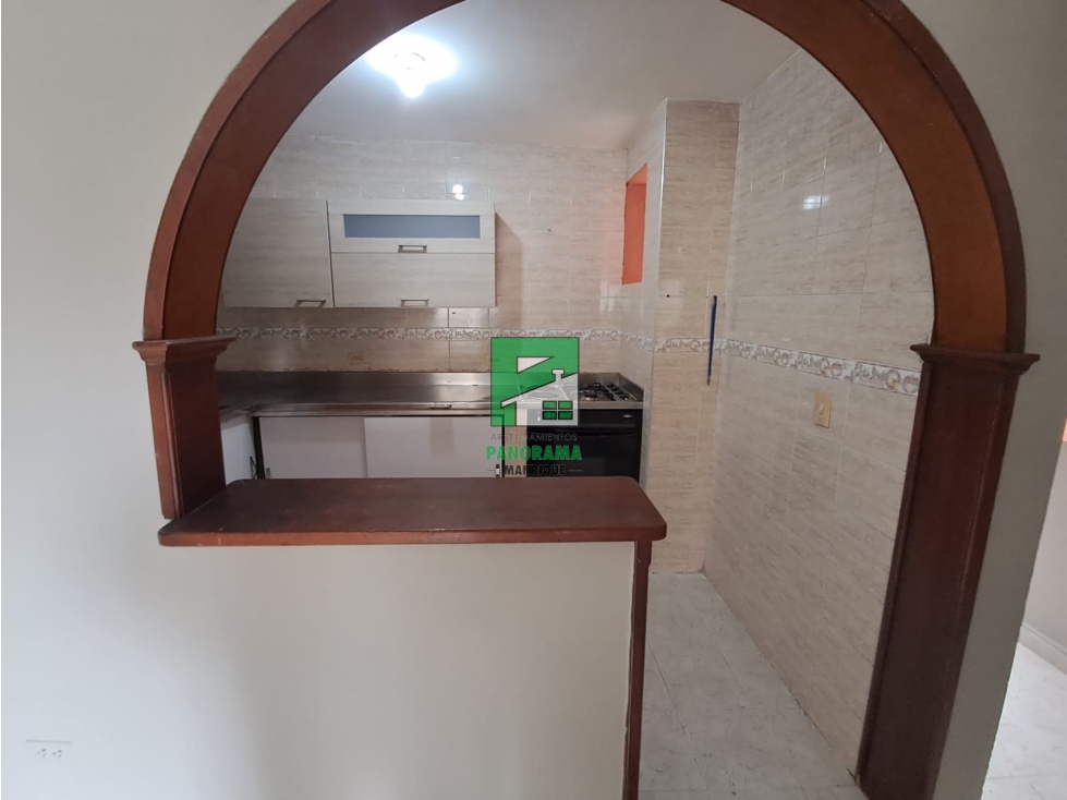 CASA EN ARRIENDO SECTOR MANRIQUE CENTRAL — foto 3