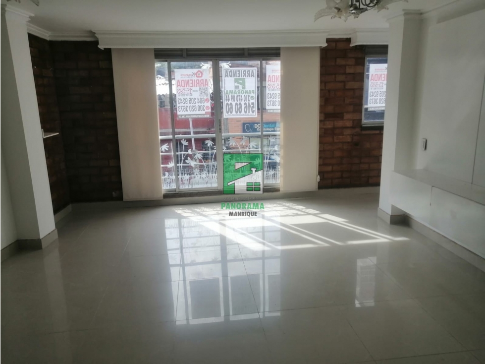 LOCAL COMERCIAL EN ARRIENDO SECTOR MANRIQUE CENTRAL