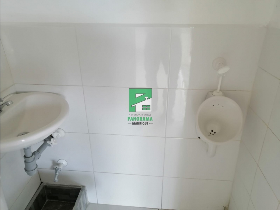 LOCAL COMERCIAL PARA ARRIENDO SECTOR MANRIQUE — foto 5