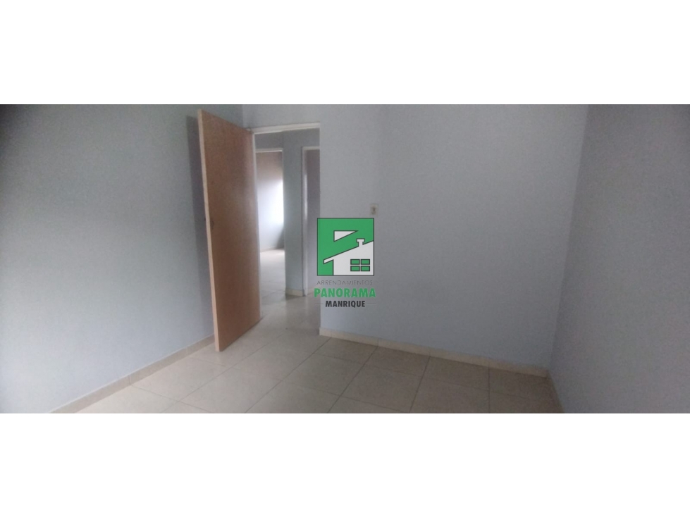 CASA EN VENTA SECTOR MANRIQUE — foto 5