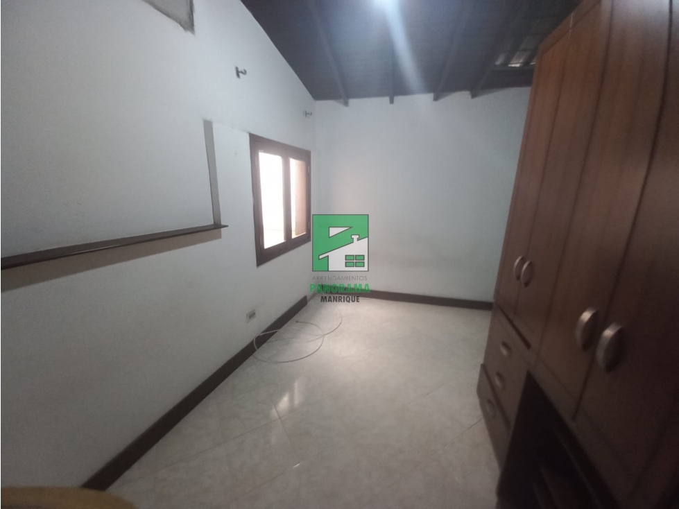 CASA EN ARRIENDO SECTOR MANRIQUE LA SALLE — foto 4