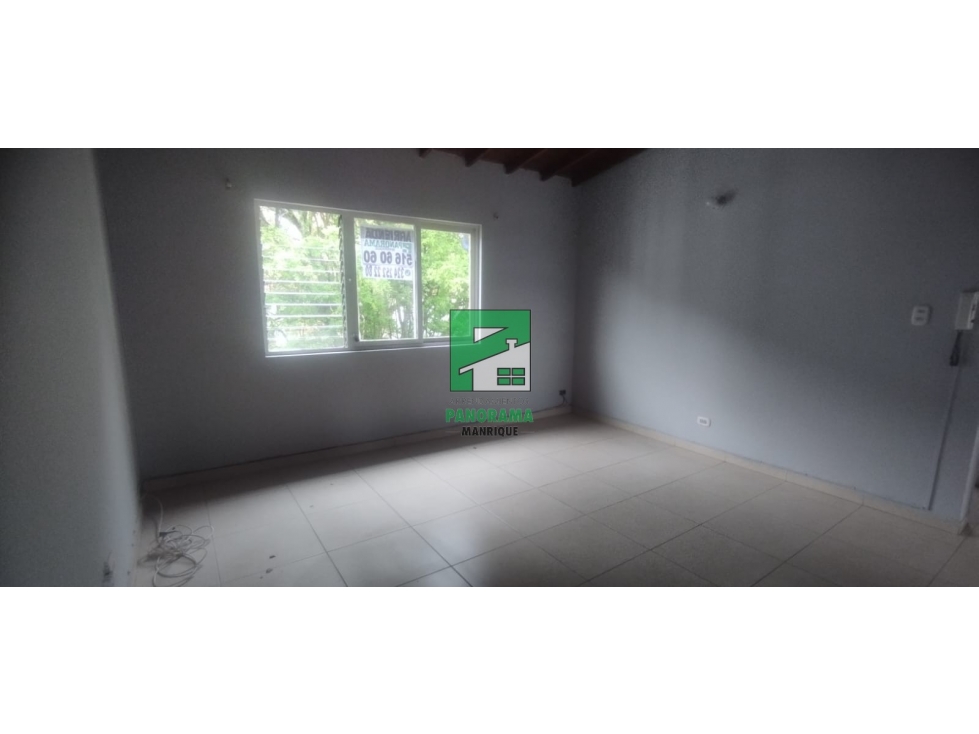 CASA EN VENTA SECTOR MANRIQUE