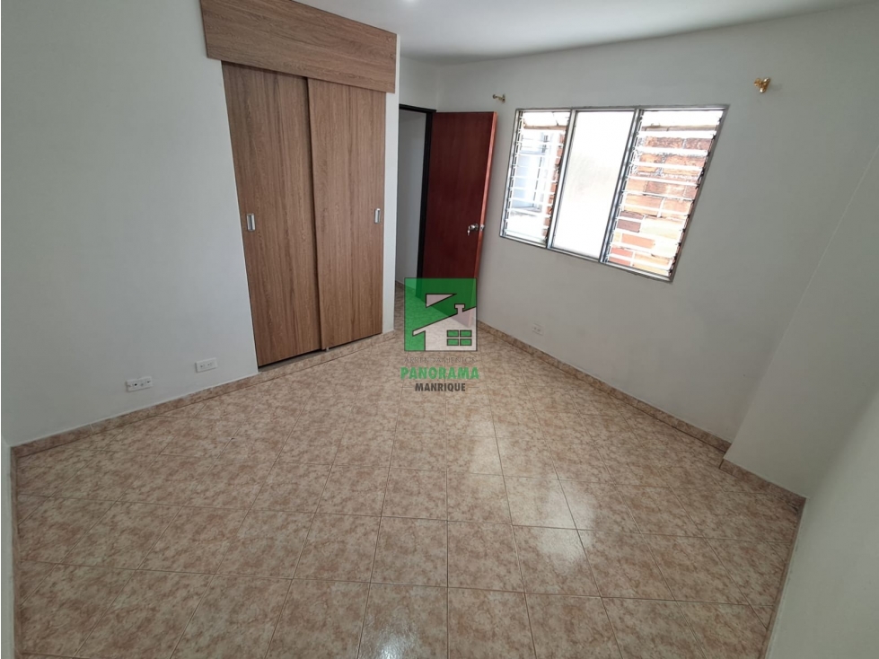 APARTAMENTO EN ARRIENDO SECTOR MANRIQUE CENTRAL — foto 4