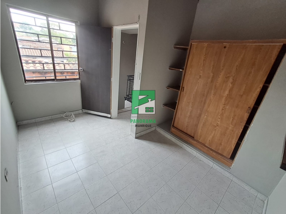 CASA EN ARRIENDO SECTOR MANRIQUE CENTRAL — foto 5