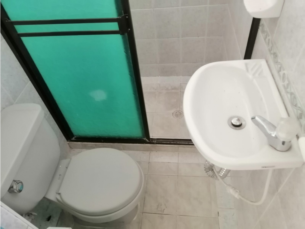 APARTAMENTO EN ARRIENDO SECTOR ARANJUEZ SAN CAYETANO — foto 5