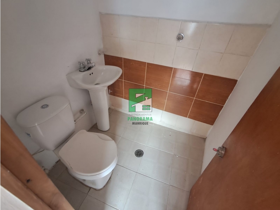 APARTAESTUDIO EN ARRIENDO SECTOR MANRIQUE LA SALLE — foto 5
