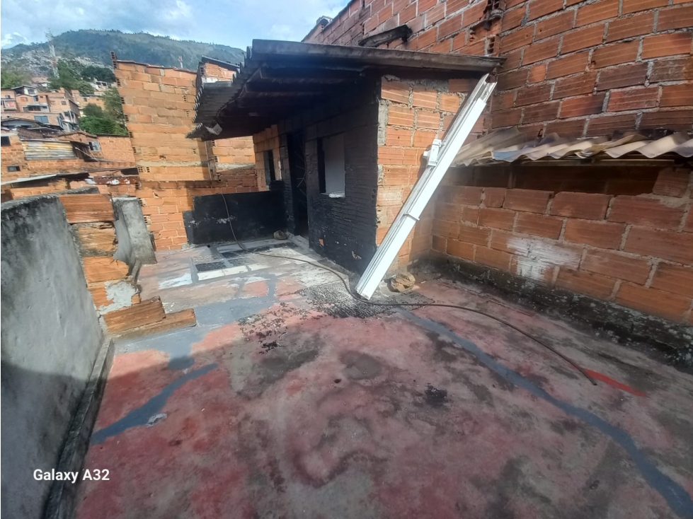 APARTAMENTO EN VENTA SECTOR MANRIQUE LAS GRANJAS — foto 5