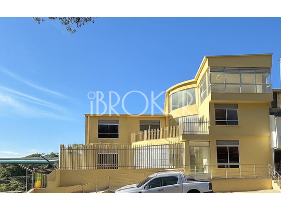 Edificio comercial en Arriendo, Ibagué - 1