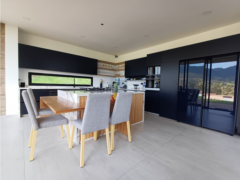 Casa en Venta LA CALERA — foto 4