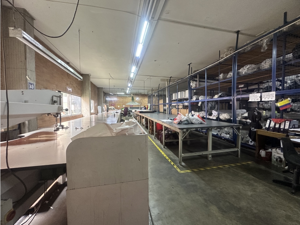 BODEGA EN VENTA Y ARRIENDO EN ZONA FRANCA - 4