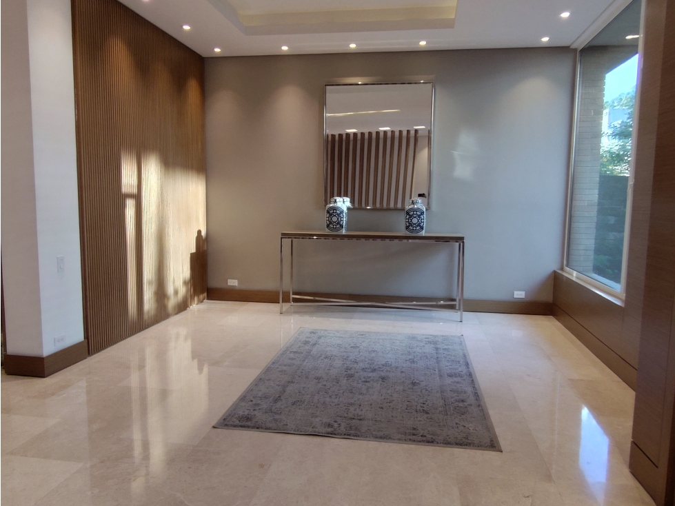 APARTAMENTO EN ARRIENDO EN CHICO ALTO