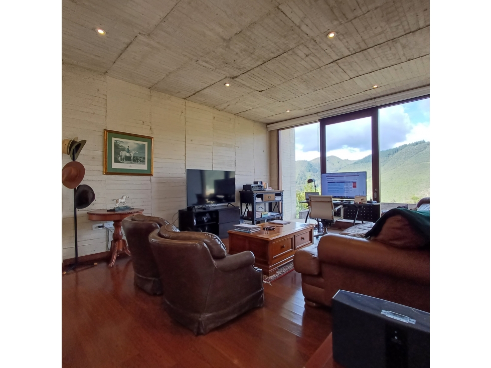Casa en Venta LA CALERA — foto 3
