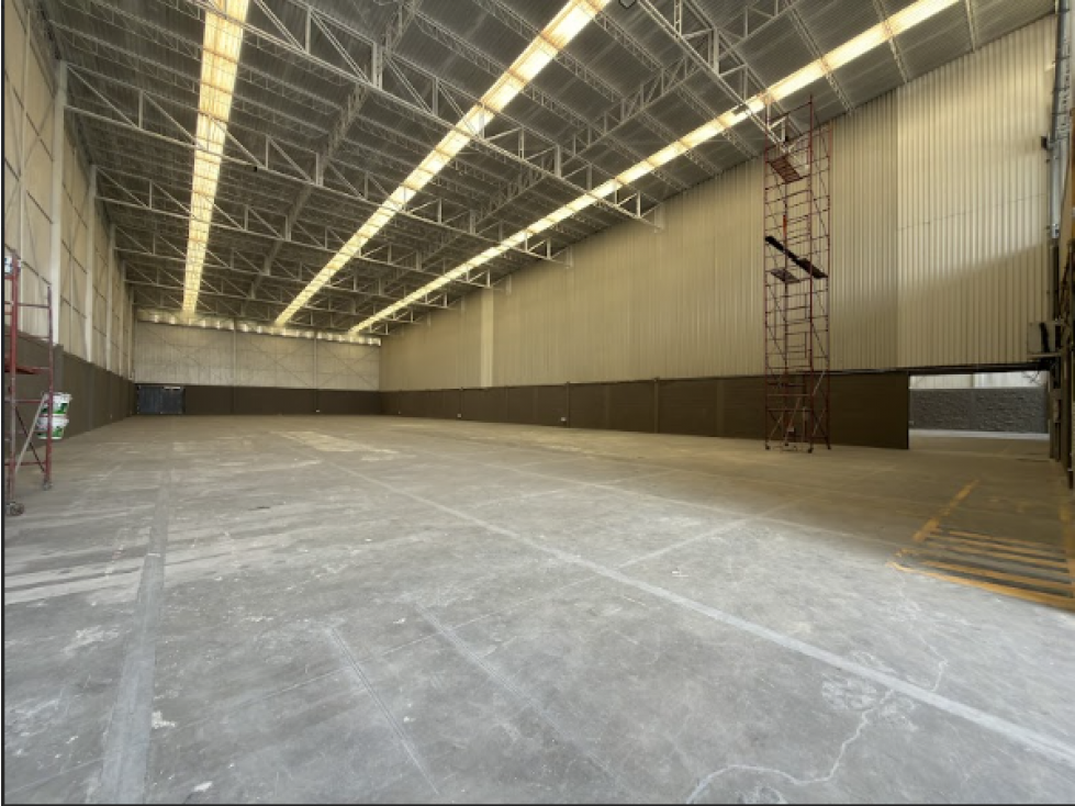 BODEGA EN VENTA VIA SIBERIA COTA - 3