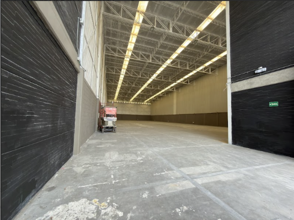 BODEGA EN VENTA VIA SIBERIA COTA - 1