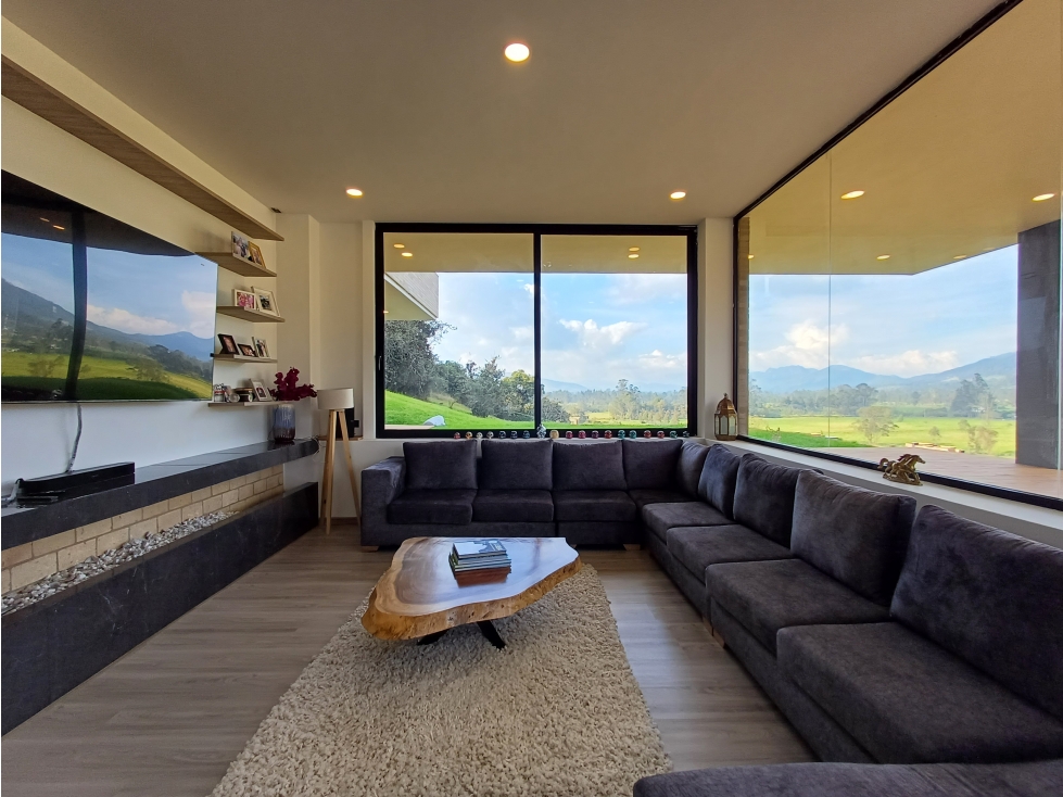 Casa en Venta LA CALERA — foto 3