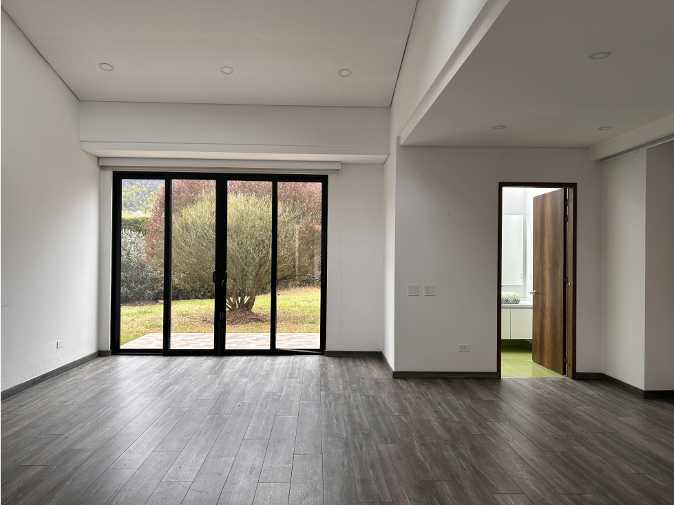 CASA EN VENTA EN COTA — foto 2