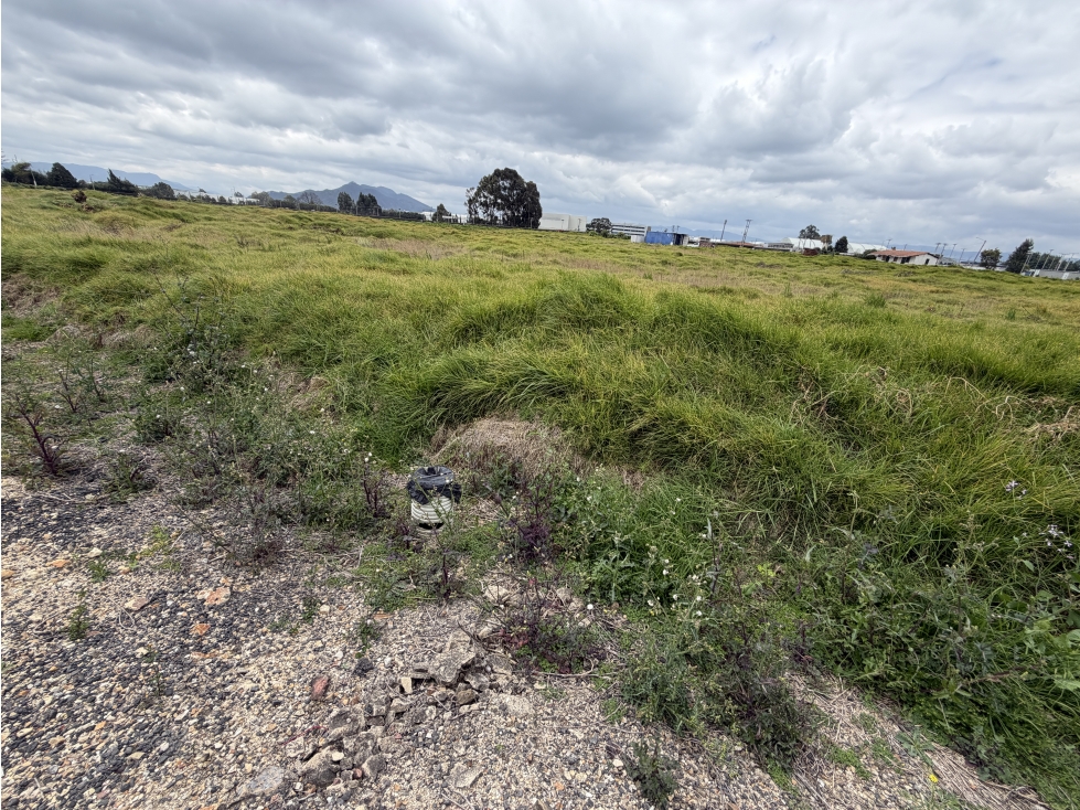 LOTE EN VENTA VIA SIBERIA FUNZA - 2