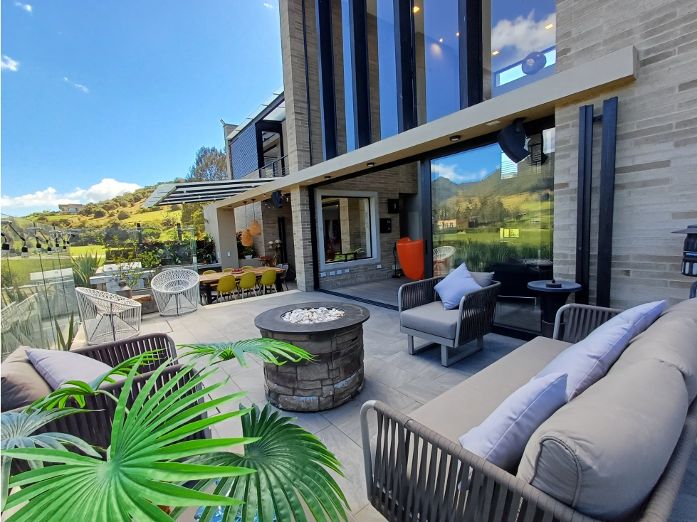 Venta de Casa LA CALERA — foto 4