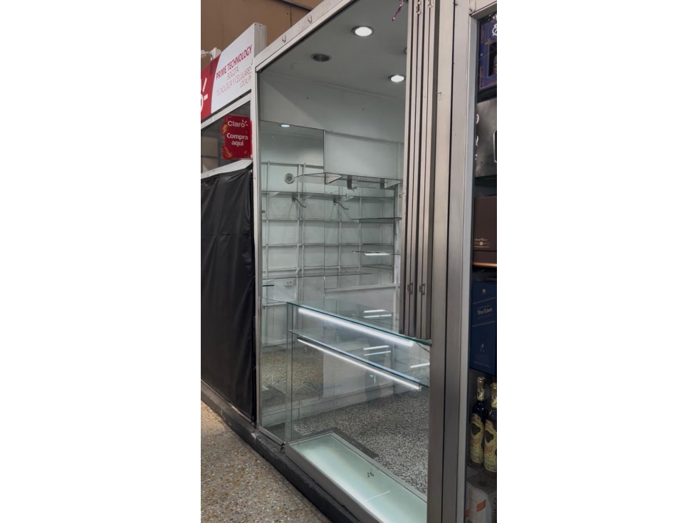 LOCAL EN VENTA EN SAN ANDRESITO NORTE — foto 4
