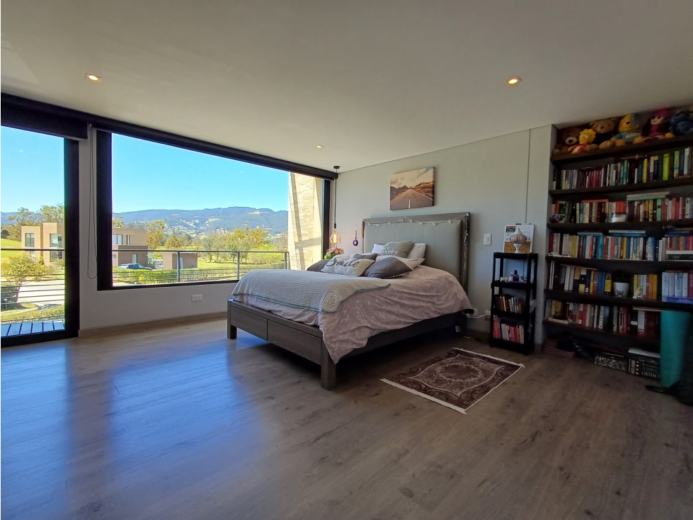 Venta de Casa LA CALERA — foto 5