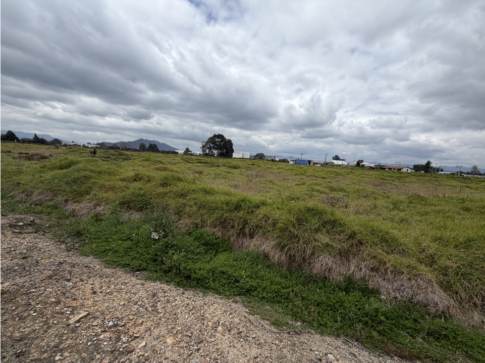 LOTE EN VENTA VIA SIBERIA FUNZA - 3