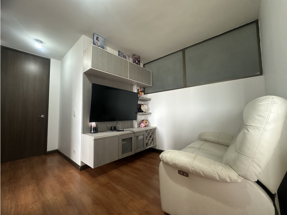 APARTAMENTO EN VENTA EN MAZUREN — foto 3