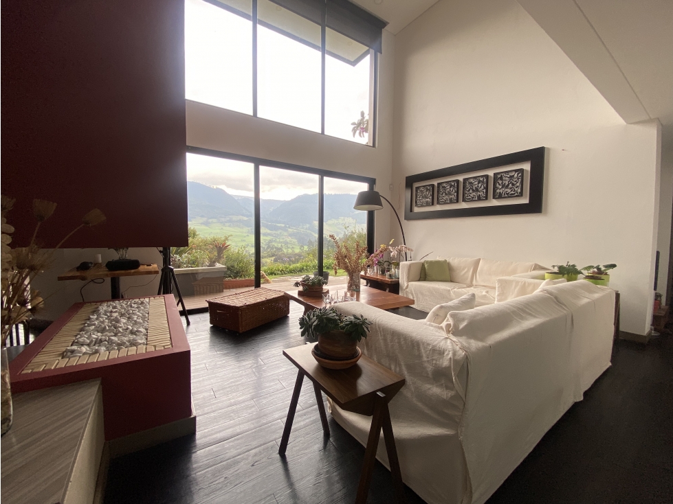 Casa en Renta LA CALERA