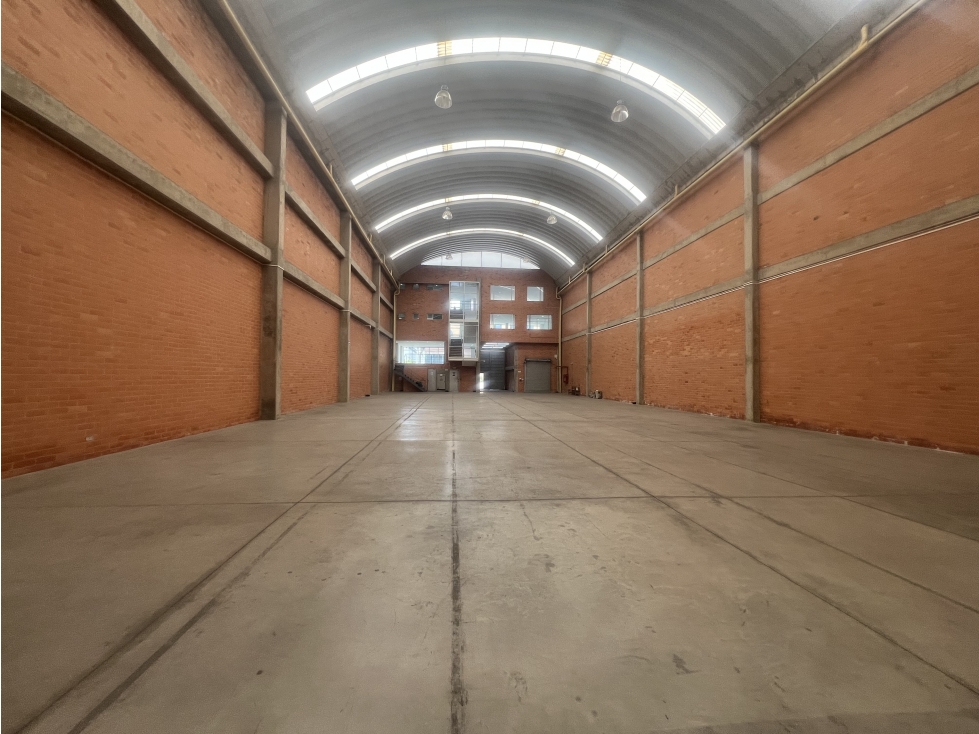 Arriendo Bodega FUNZA - 2
