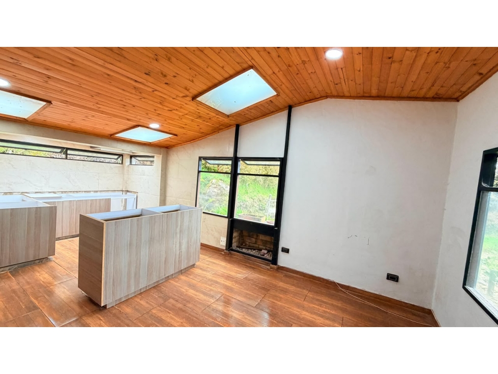 CASA EN RENTA y VENTA EN LA CALERA